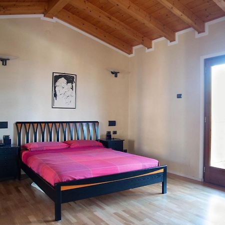 Guesthouse "Villa Tamas" Limone sul Garda Kültér fotó
