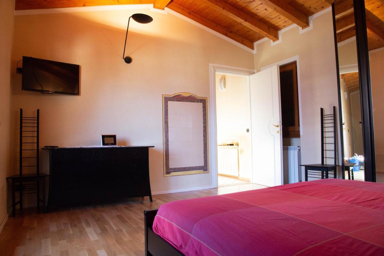 Guesthouse "Villa Tamas" Limone sul Garda Kültér fotó