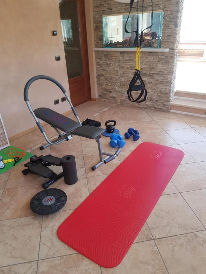 Guesthouse "Villa Tamas" Limone sul Garda Kültér fotó
