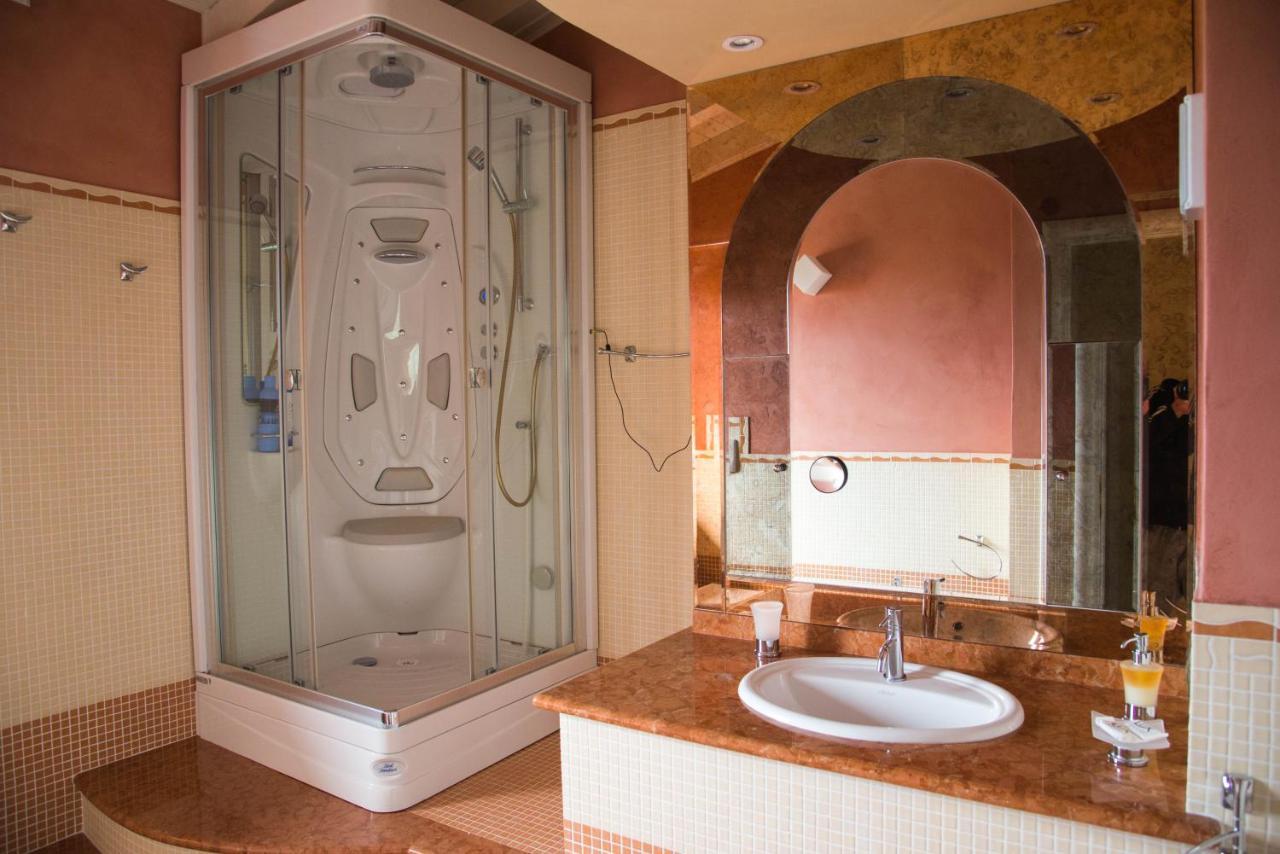 Guesthouse "Villa Tamas" Limone sul Garda Kültér fotó