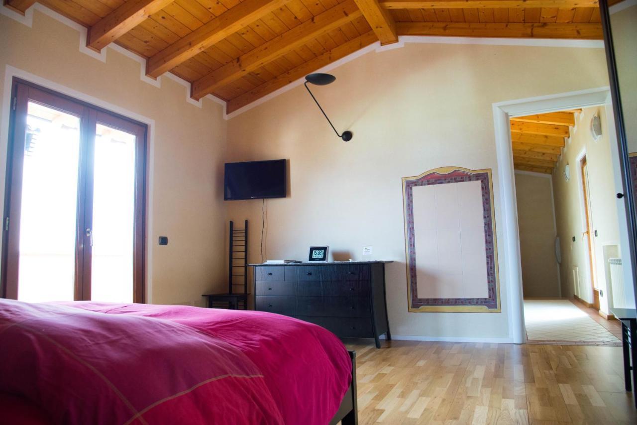 Guesthouse "Villa Tamas" Limone sul Garda Kültér fotó