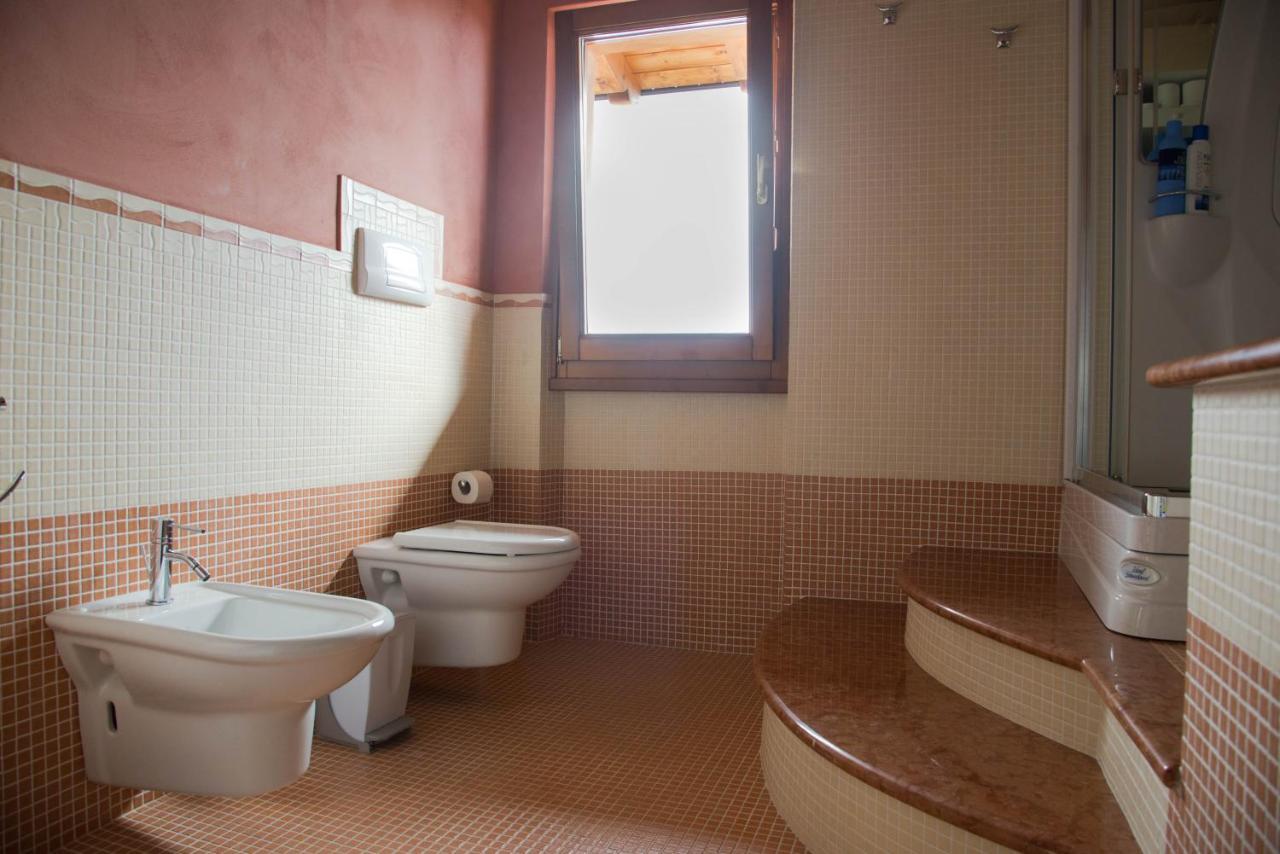 Guesthouse "Villa Tamas" Limone sul Garda Kültér fotó