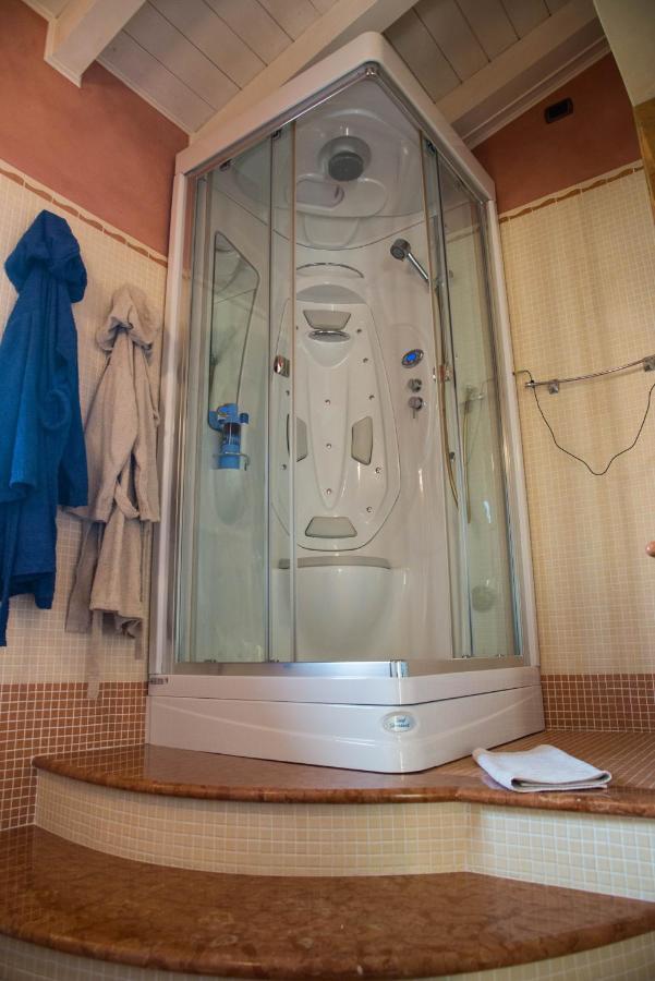 Guesthouse "Villa Tamas" Limone sul Garda Kültér fotó