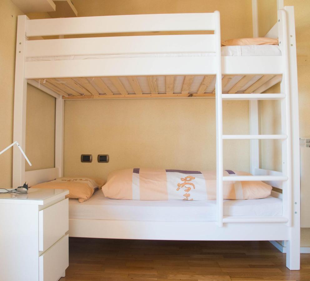 Guesthouse "Villa Tamas" Limone sul Garda Kültér fotó