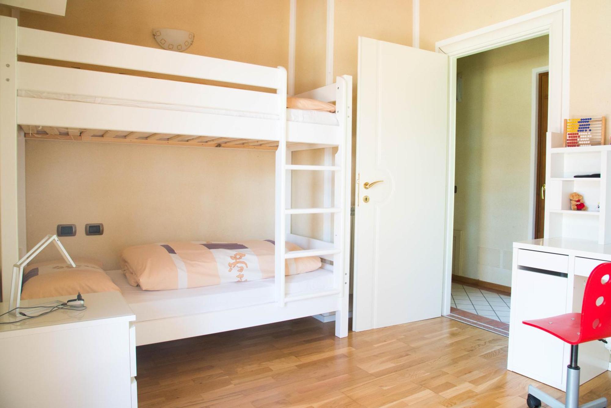 Guesthouse "Villa Tamas" Limone sul Garda Kültér fotó
